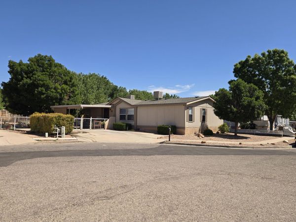 502 Rosie G Otero Sw Road , Los Lunas, NM 87031