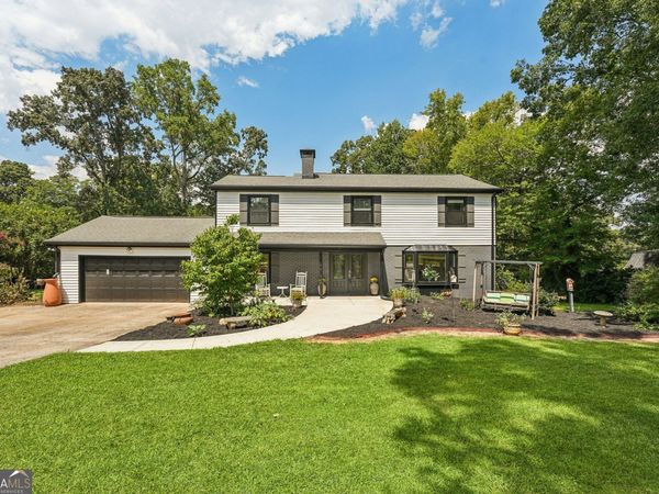 524 Golfview Dr, Peachtree City, GA 30269