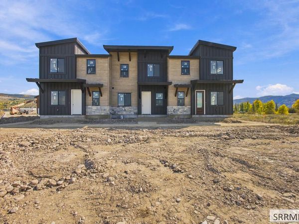 287 S Agate, Unit E2, VICTOR, ID 83455