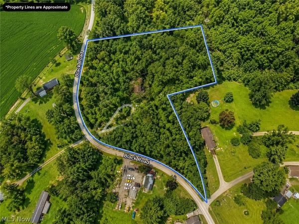 850 Black Road , Hopewell, OH 43746