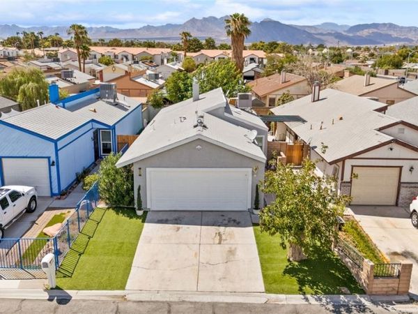 2316 El Cerrito Circle , Las Vegas, NV 89108