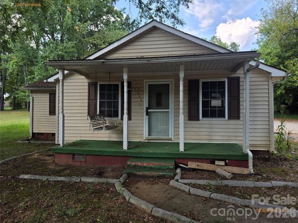 1304 Old Plank Road , Salisbury, NC 28144