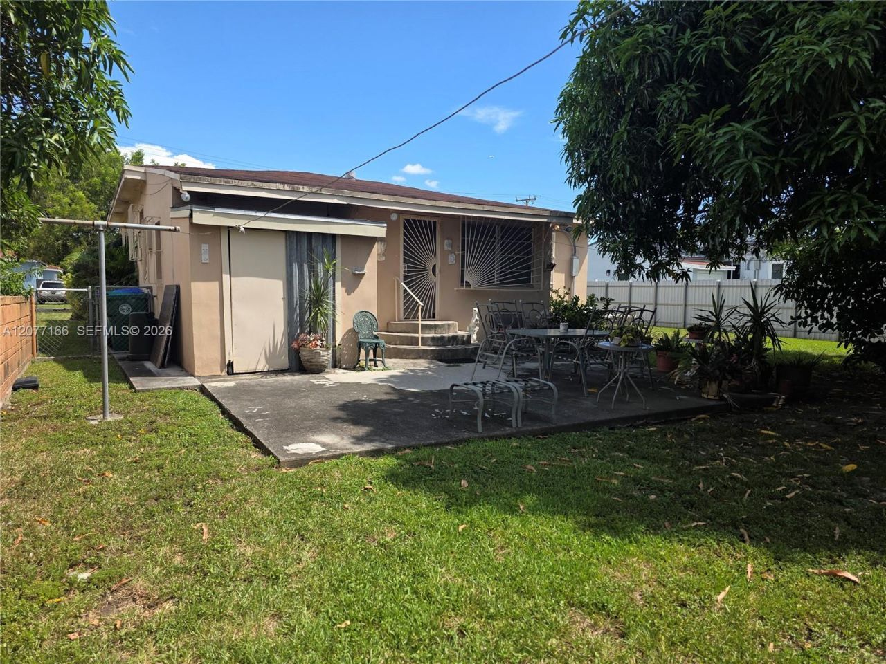 3070 NW 6th St, Miami, FL 33125 Photo