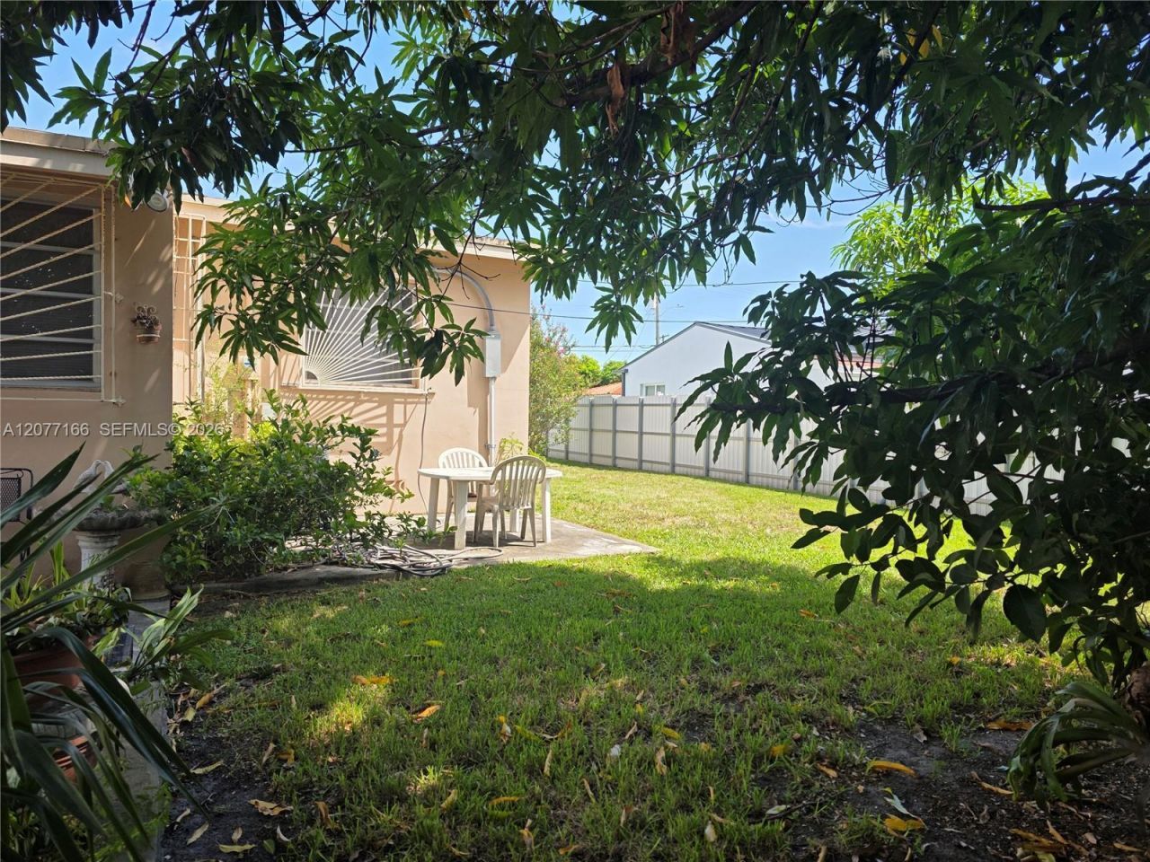 3070 NW 6th St, Miami, FL 33125 Photo