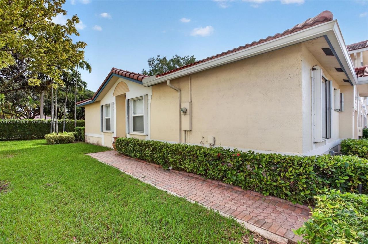 11641 NW 47th Dr , Coral Springs, FL 33076 Photo