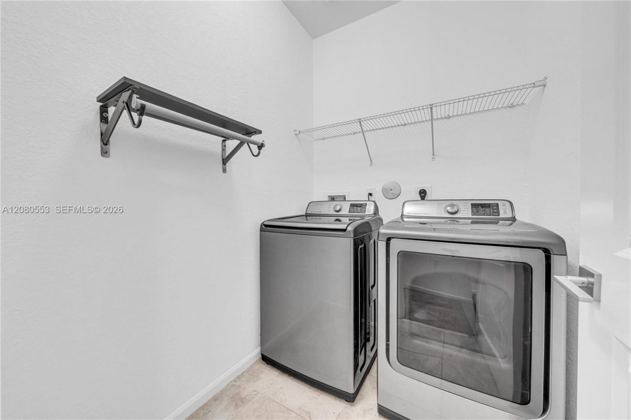 1426 SE 24th Ter, Homestead, FL 33035 Photo