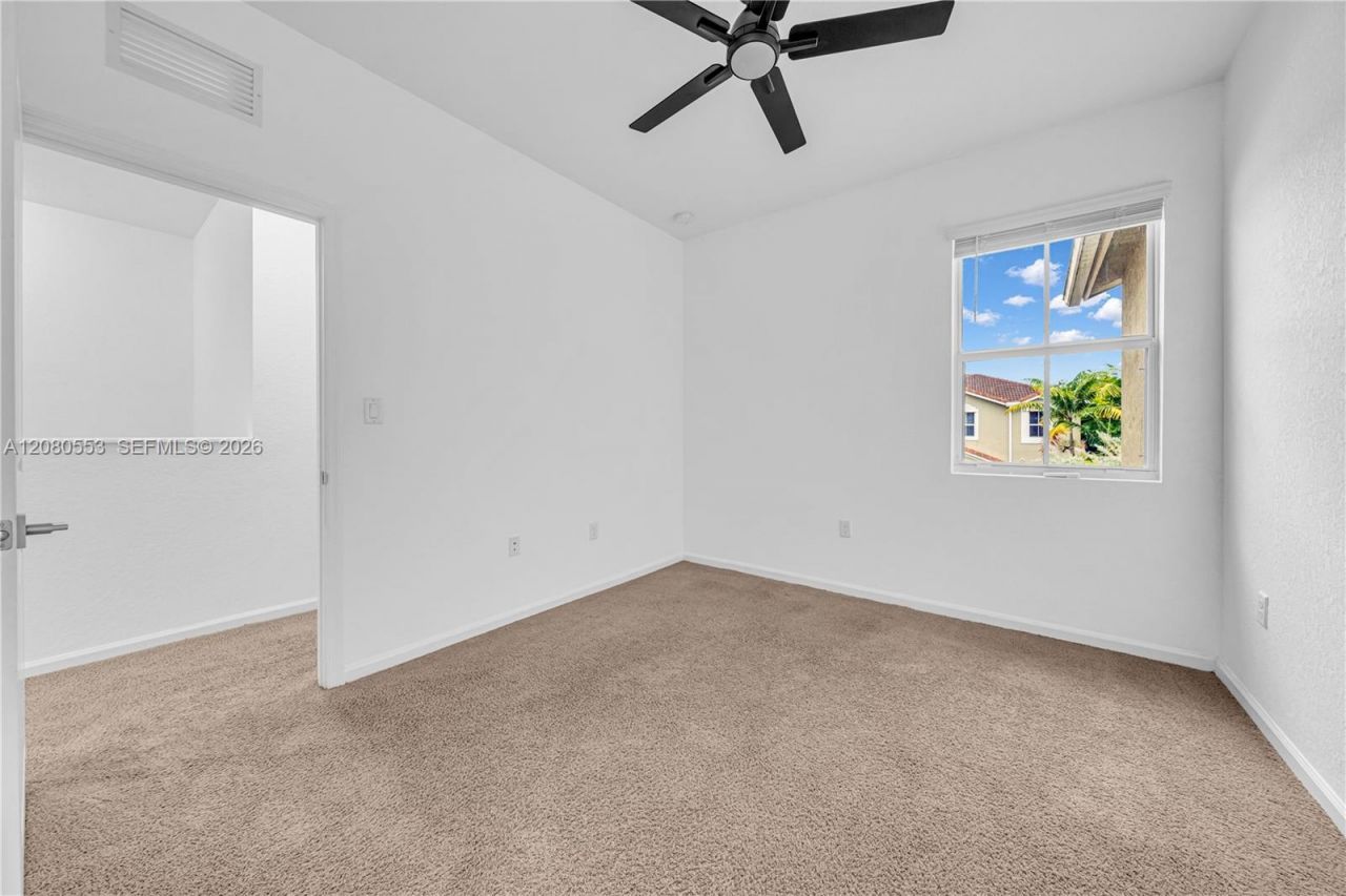 1426 SE 24th Ter, Homestead, FL 33035 Photo