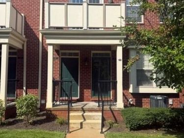 1111 Fountain View Circle , South Lyon, Mi 48178