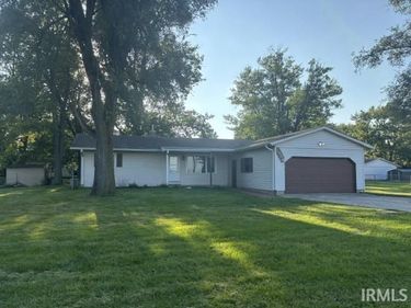 1004 N Michigan Street, Oxford, IN 47971