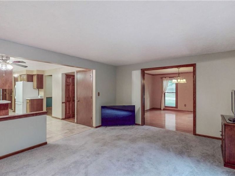3846 Golden Wood Way, Uniontown, OH 44685 Photo 15