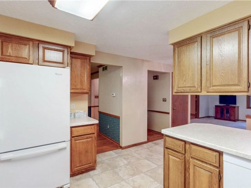 3846 Golden Wood Way, Uniontown, OH 44685 Photo 18