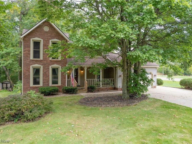 3846 Golden Wood Way, Uniontown, OH 44685 Photo 2