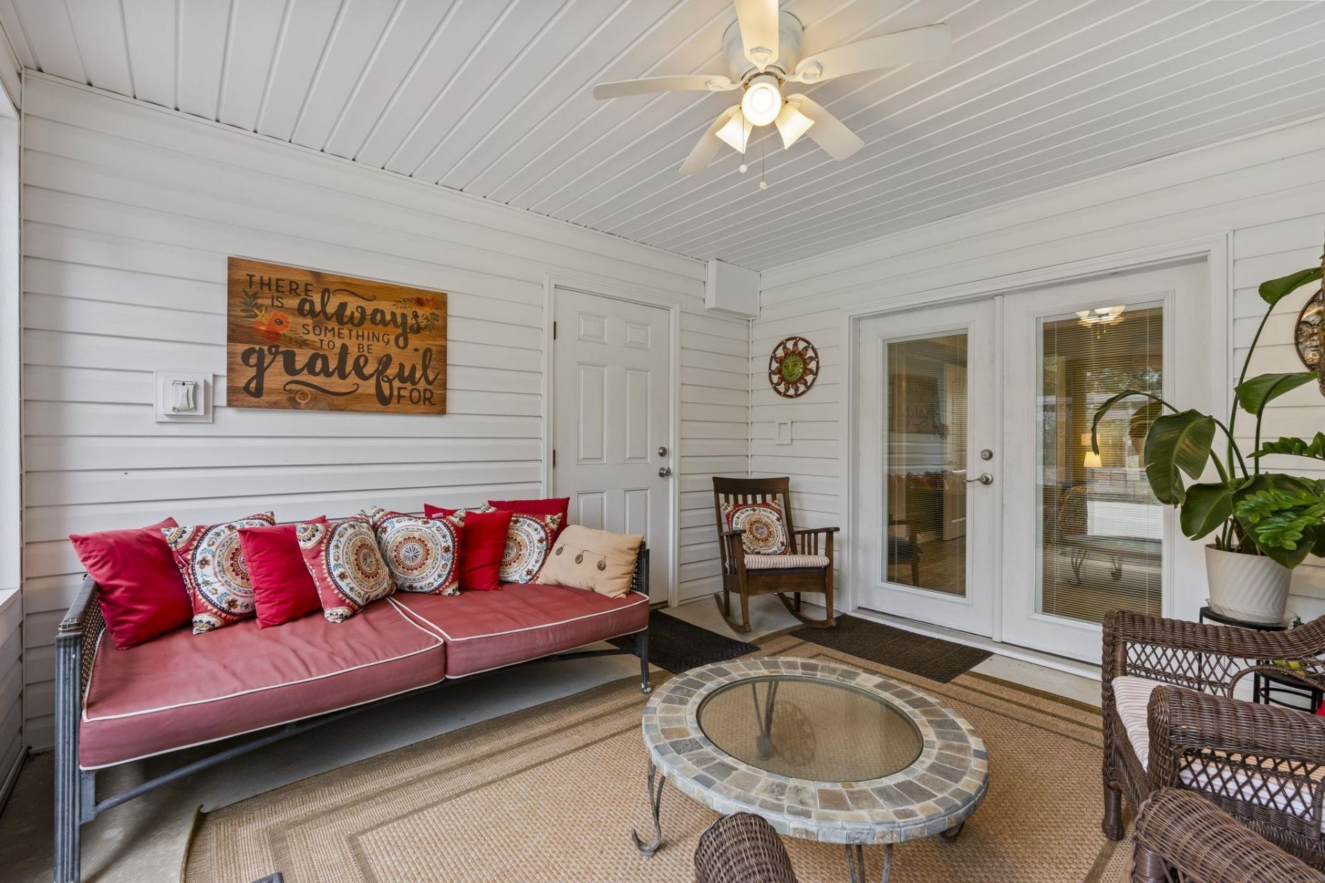 709 Parker Dr. Photo 16