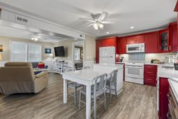709 Parker Dr. photo 4