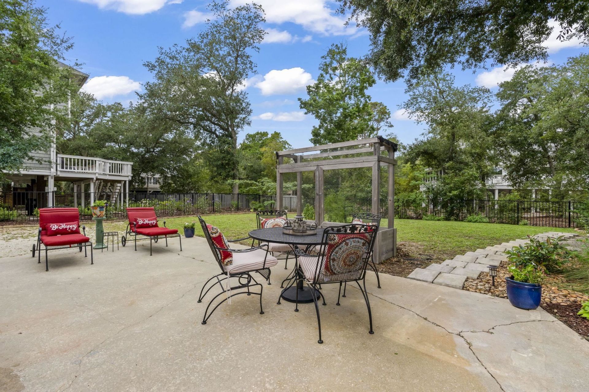 709 Parker Dr. Photo 35