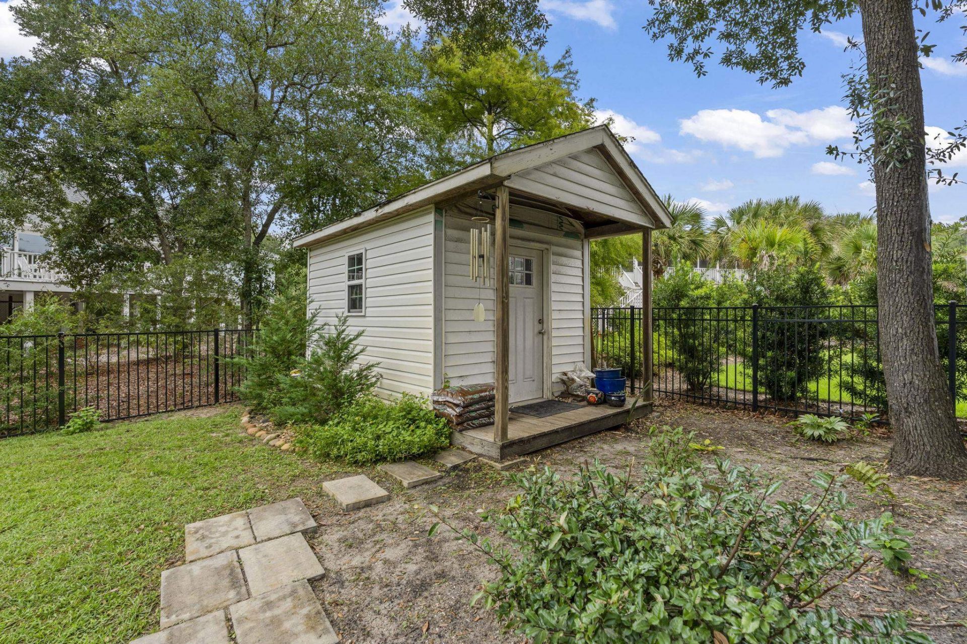 709 Parker Dr. Photo 37