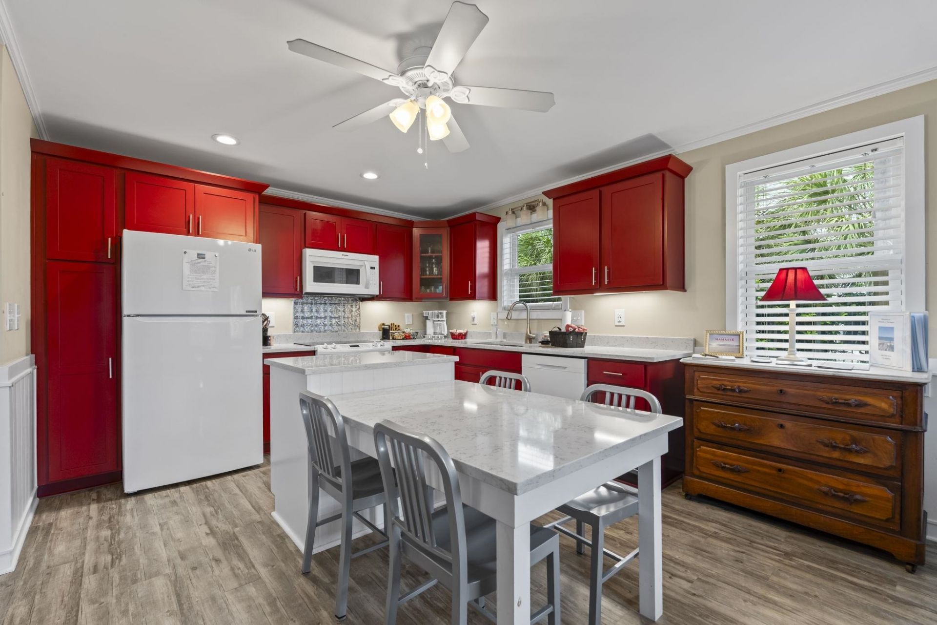 709 Parker Dr. Photo 6