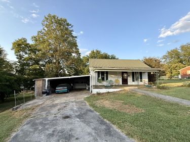 318 Crutchfield Street, Science Hill, KY 42553