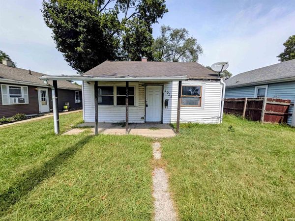 1024 W Lusher Avenue, Elkhart, IN 46516
