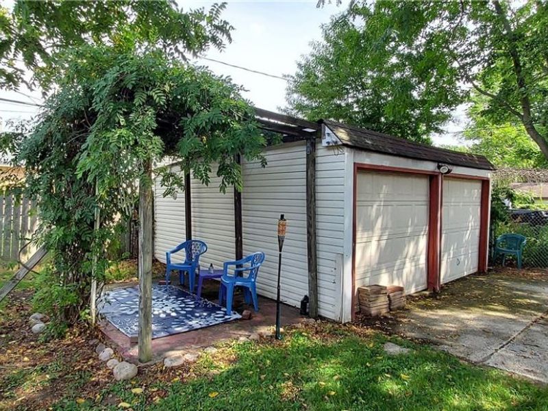 11320 Florian Avenue, Cleveland, OH 44111 Photo 5