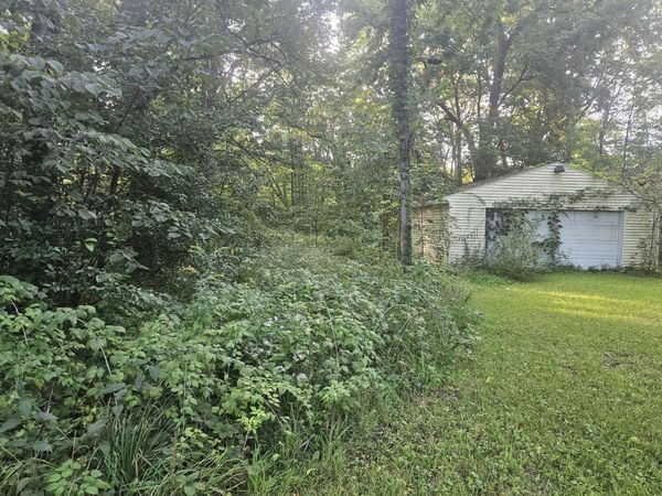 24780 60 1/2 Street, Bangor, MI 49013