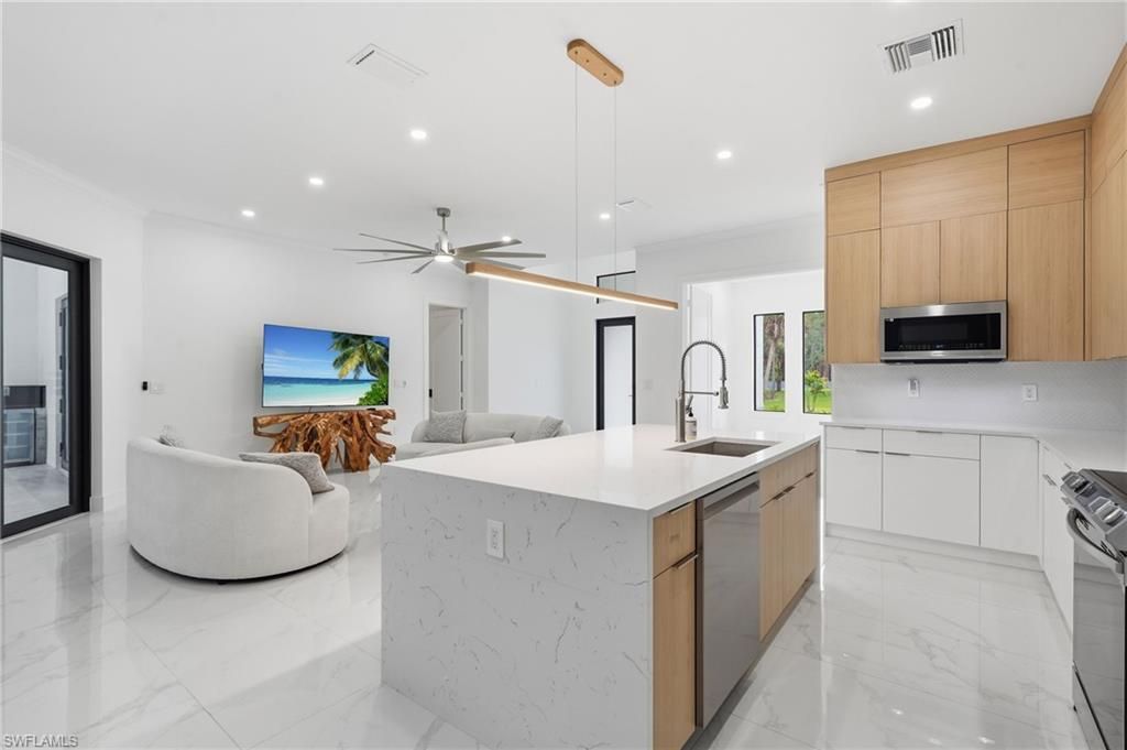 181 18th Ave Nw, Naples, FL 34120 Photo