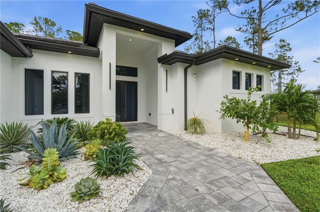 181 18th Ave Nw, Naples, FL 34120 Photo