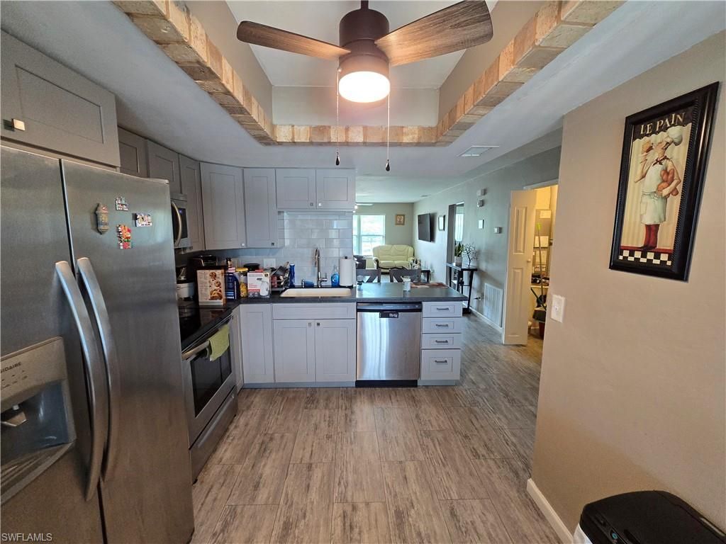 1617 SE 26th St, Unit 202, Cape Coral, FL 33904 Photo