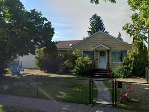 2709 W Lacrosse Ave, Spokane, WA 99205