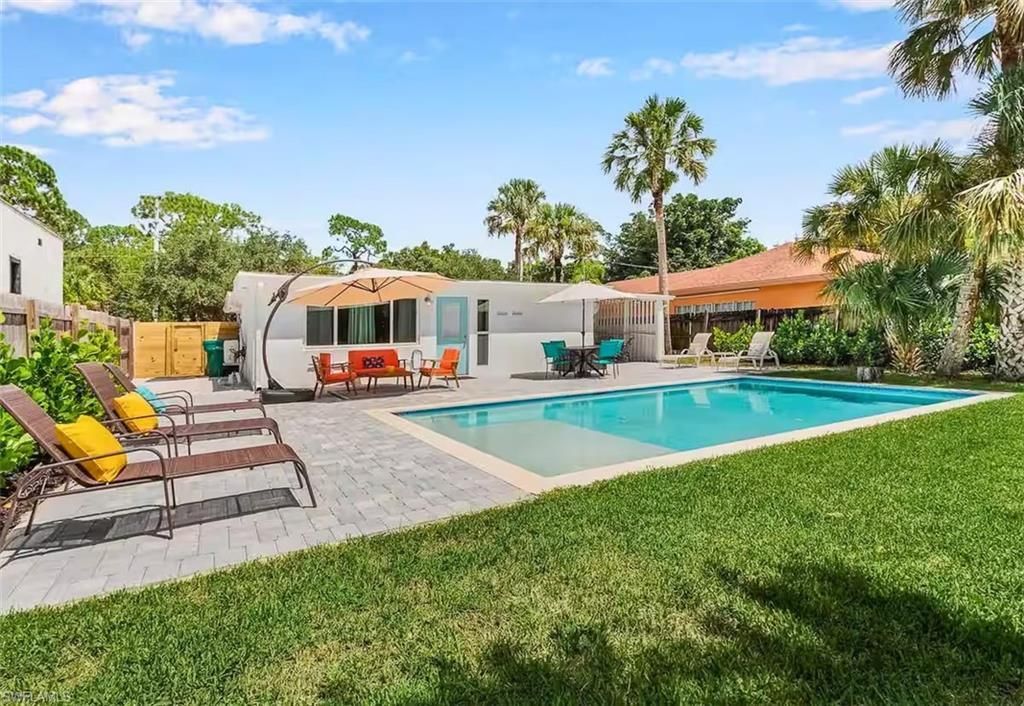 3024 Estey Ave , Naples, FL 34104 Photo