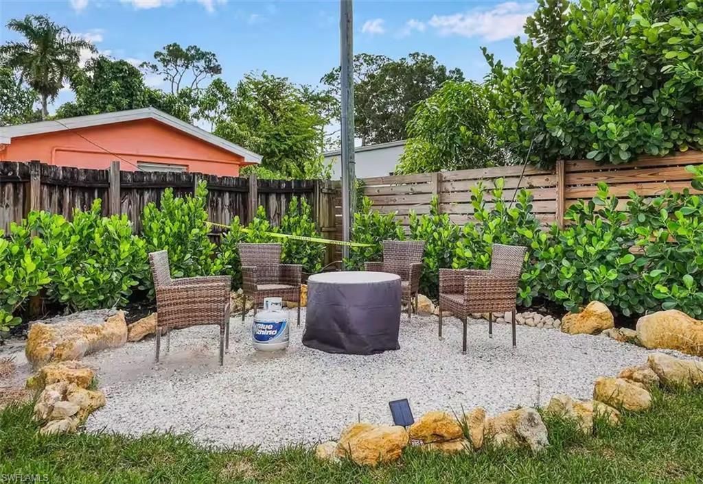 3024 Estey Ave , Naples, FL 34104 Photo