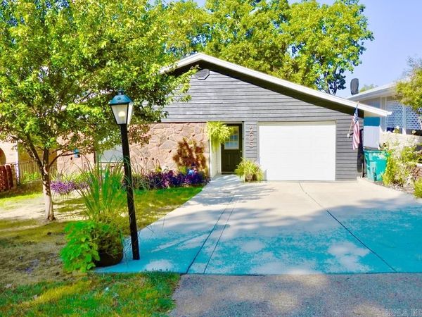 205 S Nightingale Drive, Horseshoe Bend, AR 72512