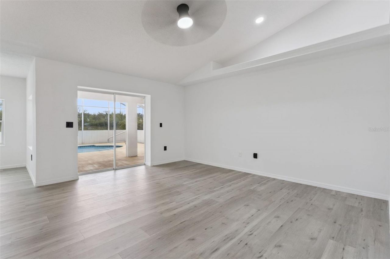 6302 Silver Oaks Drive , Zephyrhills, FL 33542 Photo
