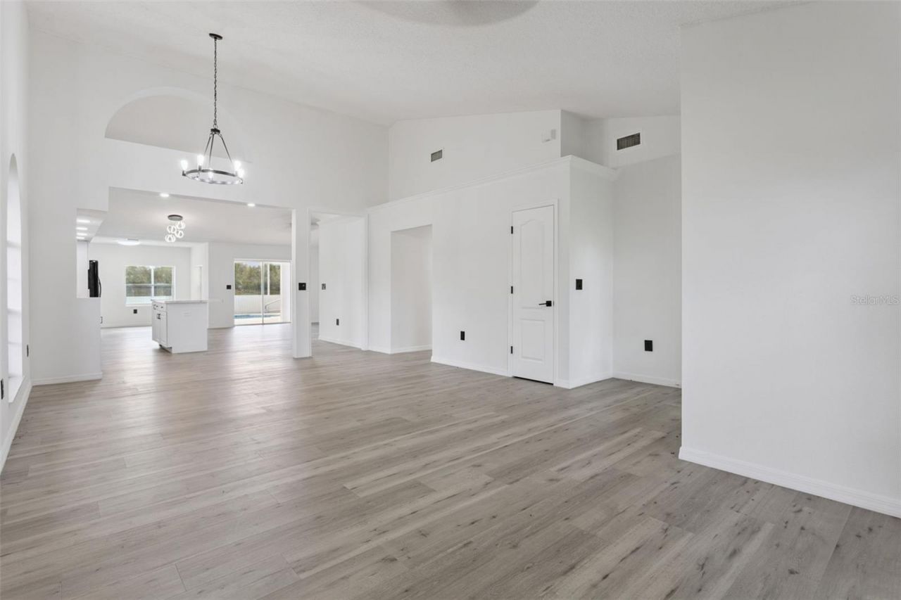 6302 Silver Oaks Drive , Zephyrhills, FL 33542 Photo