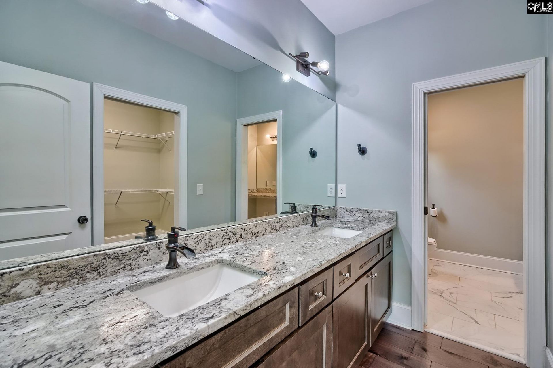 870 Shore Road  Photo 11