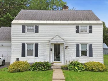 82 N Helmer Avenue, Dolgeville, NY 13329