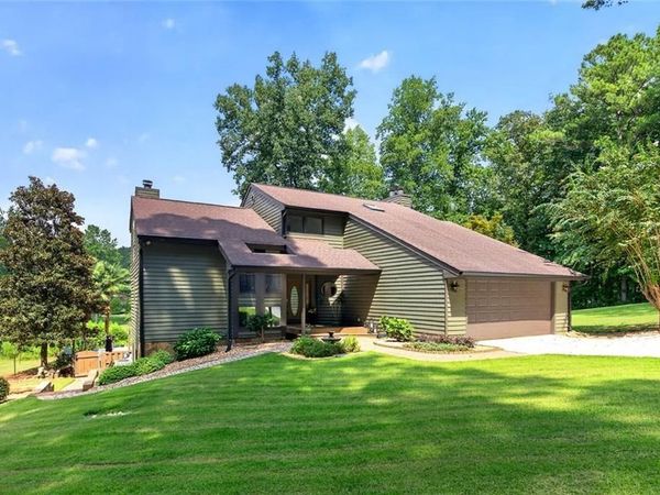 534 Adams Road, Fayetteville, GA 30214