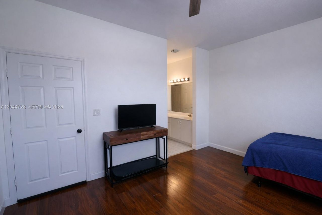 9133 SW 152nd Path , Miami, FL 33196 Photo