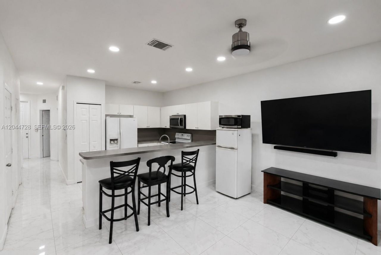 9133 SW 152nd Path , Miami, FL 33196 Photo