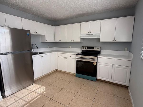 5408 NW 18th Pl , Unit 5408, Lauderhill, FL 33313