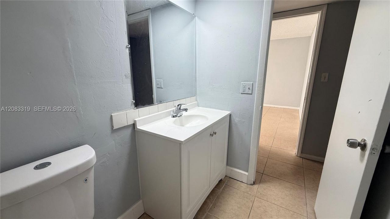 5408 NW 18th Pl, Unit 5408, Lauderhill, FL 33313 Photo
