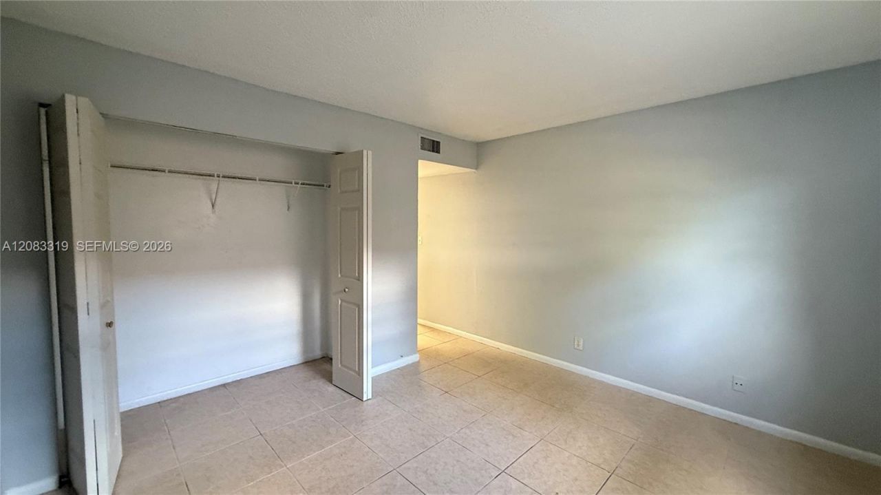 5408 NW 18th Pl, Unit 5408, Lauderhill, FL 33313 Photo