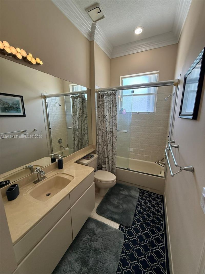 7705 Highlands Cir , Margate, FL 33063 Photo