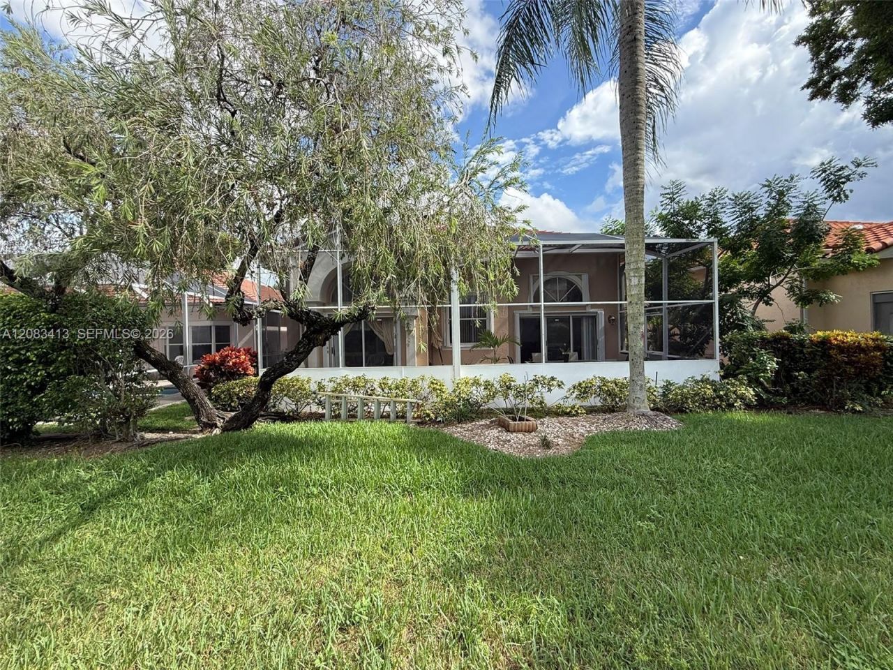 7705 Highlands Cir , Margate, FL 33063 Photo