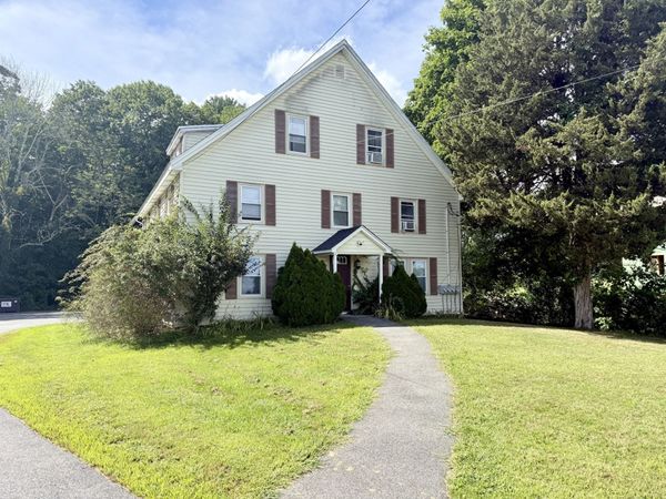 543 Turnpike St, Unit 1, Easton, MA 02375
