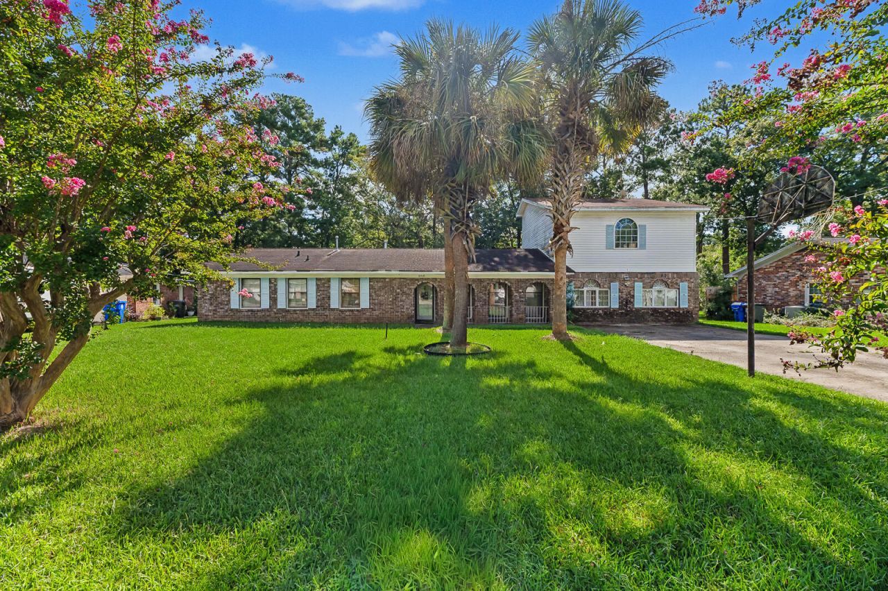 8318 Bordeaux Court Photo 1
