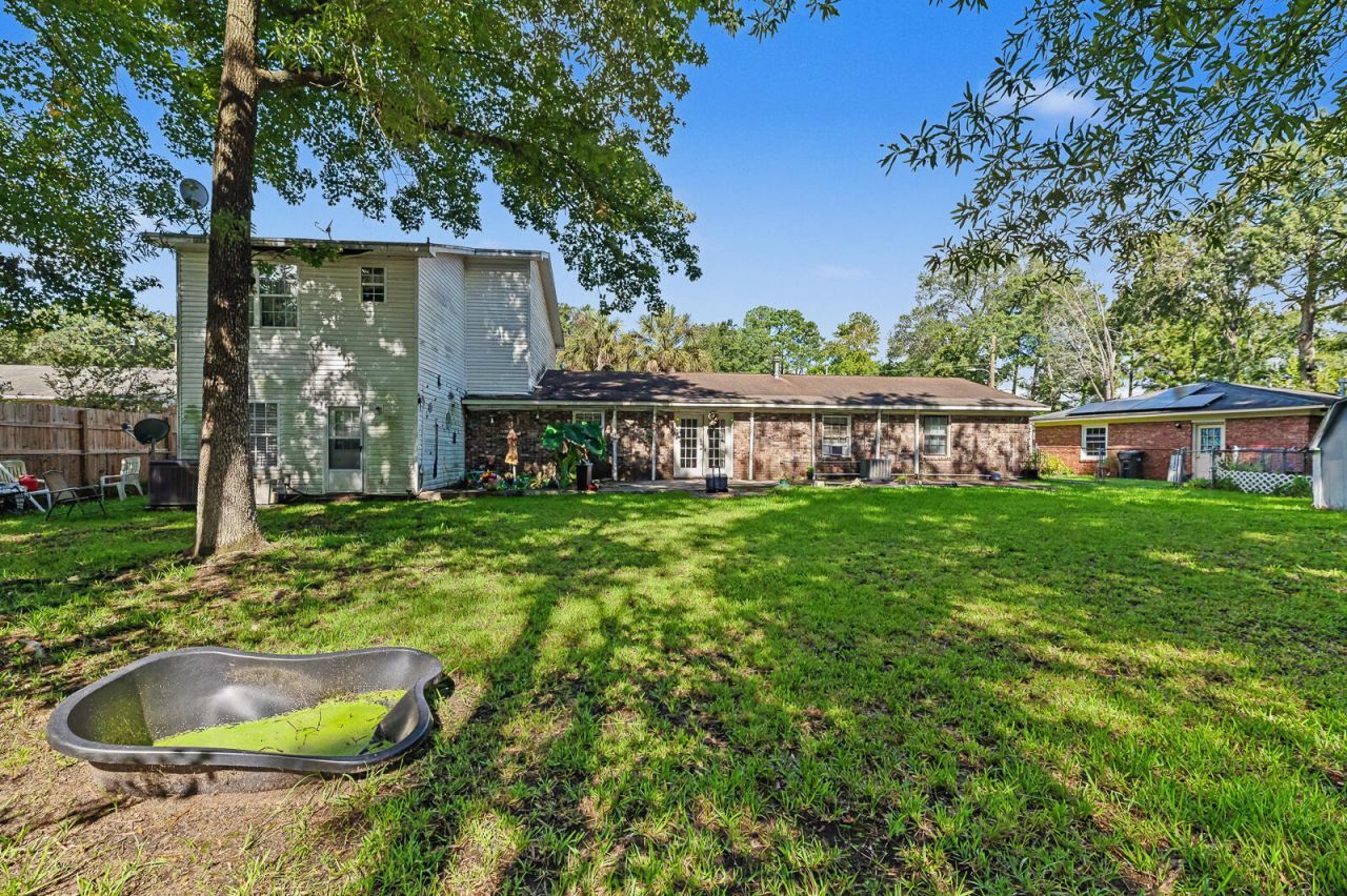 8318 Bordeaux Court Photo 20
