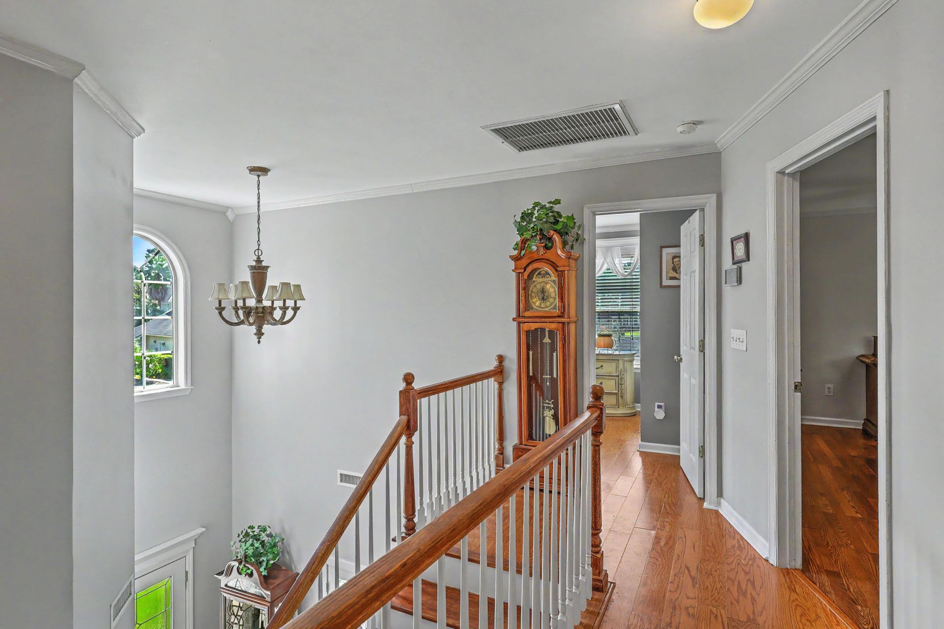 100 Kenwood Court Photo 19