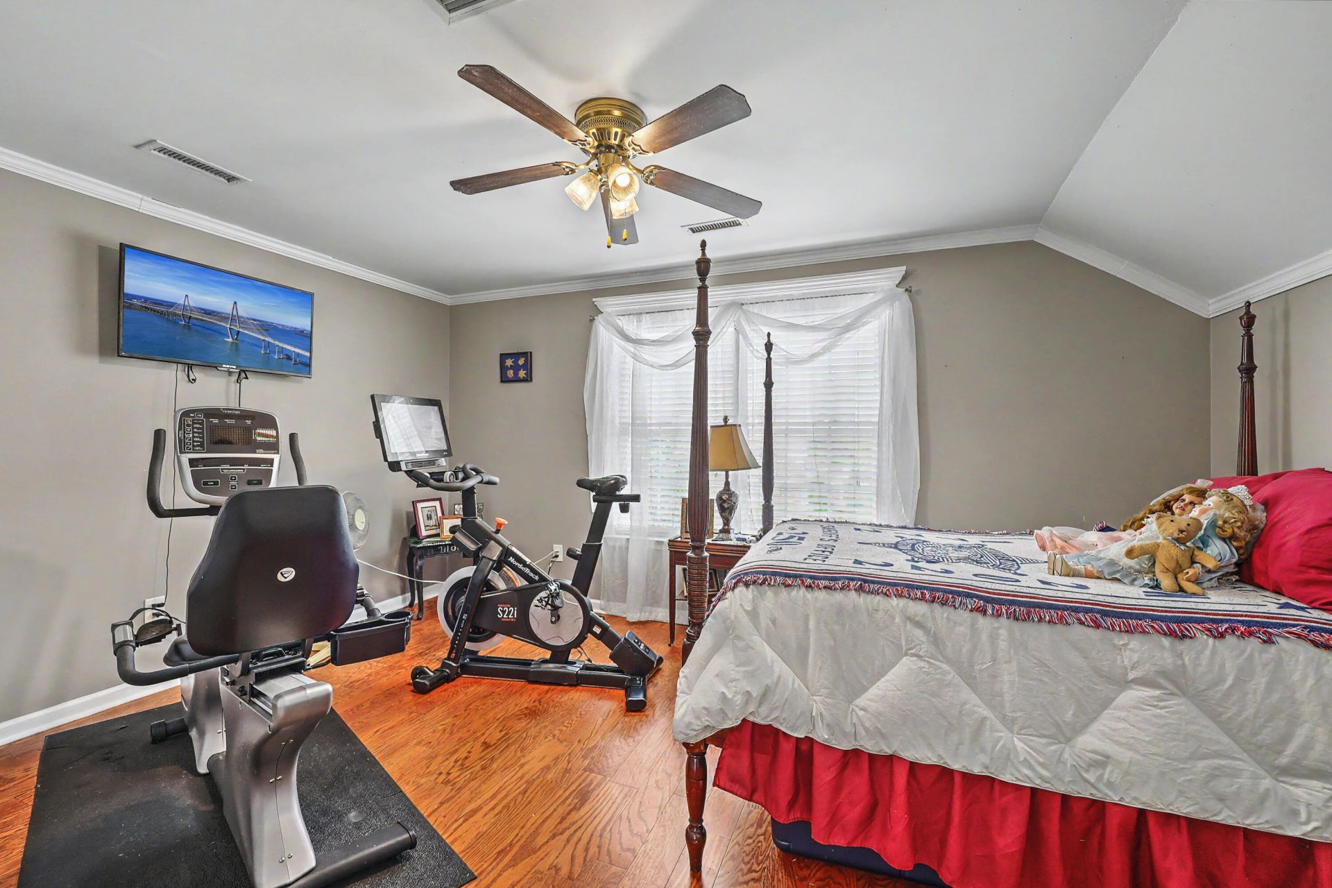 100 Kenwood Court Photo 22