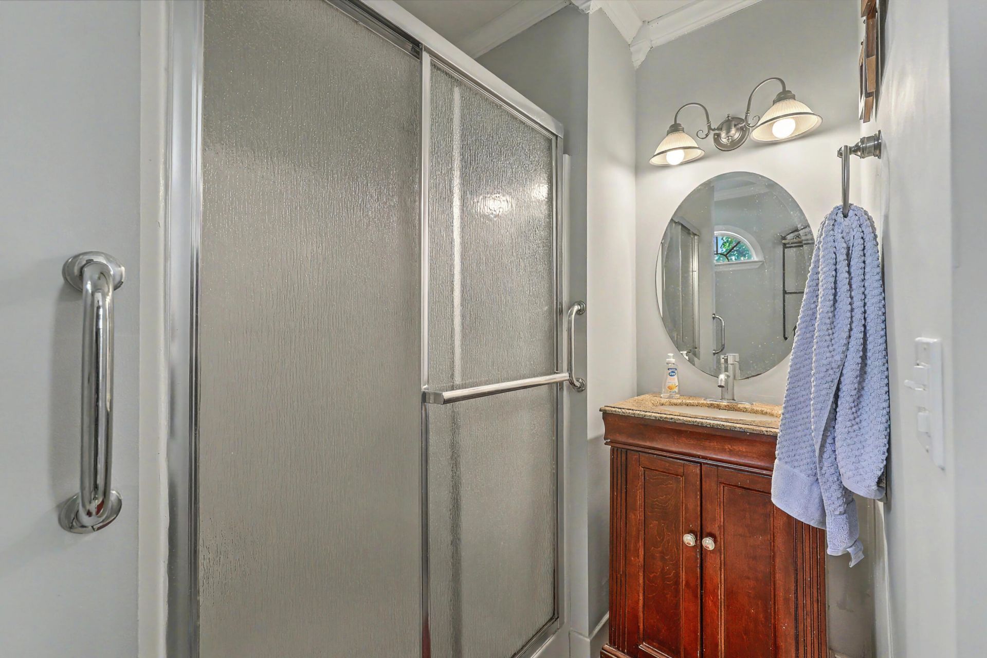 100 Kenwood Court Photo 33